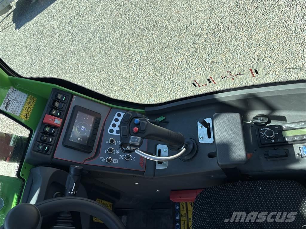 Avant 650 Skid steer loaders