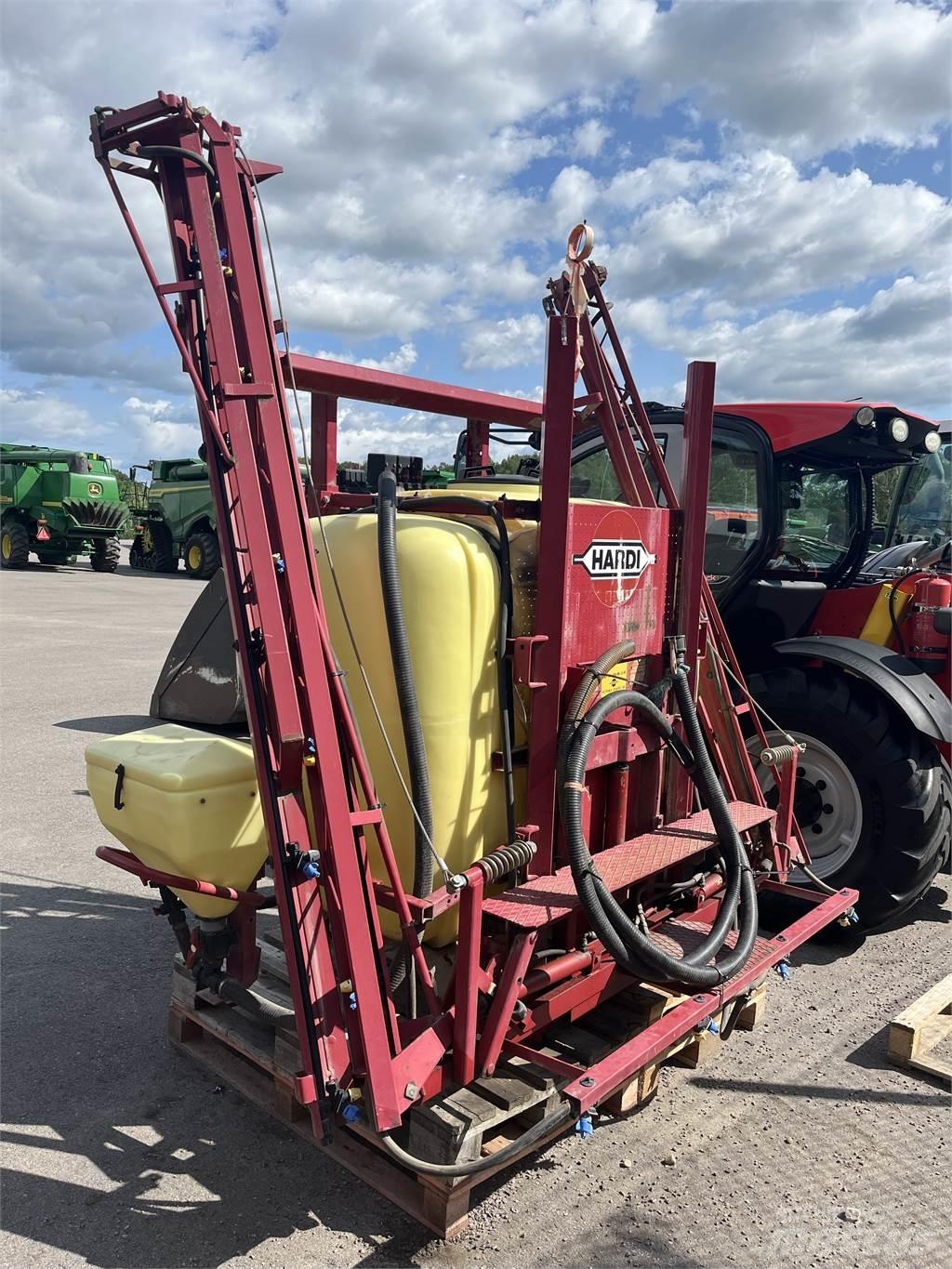 Hardi TLY 1000 Trailed sprayers