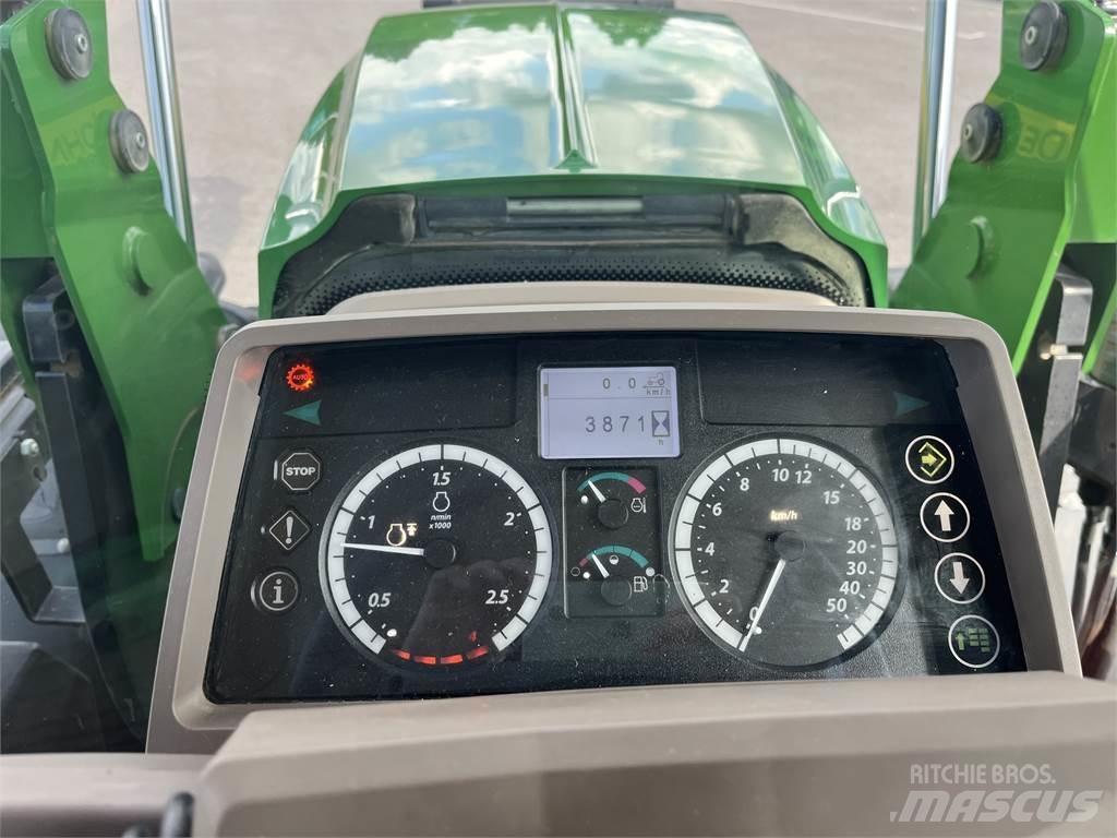 John Deere 6125M Tractors