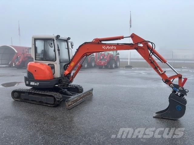 Kubota U35-3 a Crawler excavators