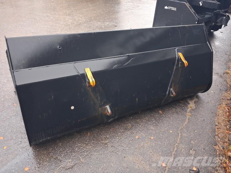  SNÖSKOPA ÅLÖ 220 EURO Other tractor accessories