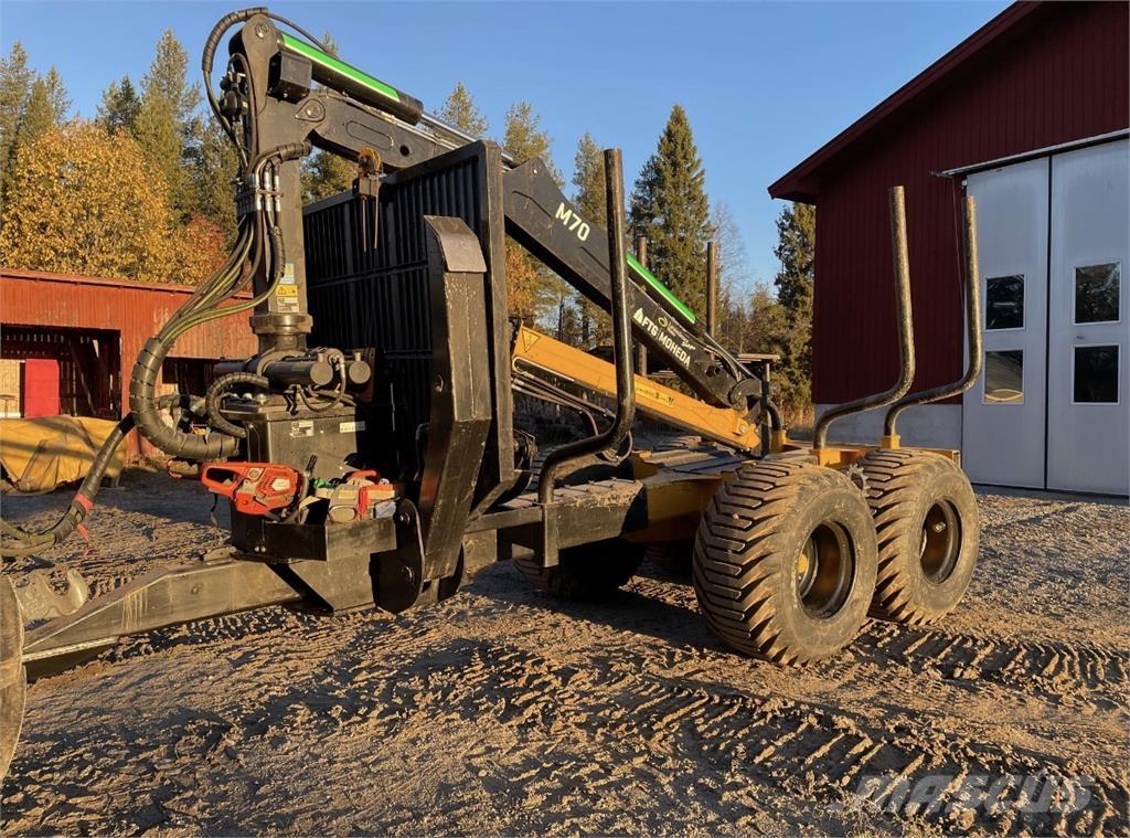 Valtra N134 Tractors