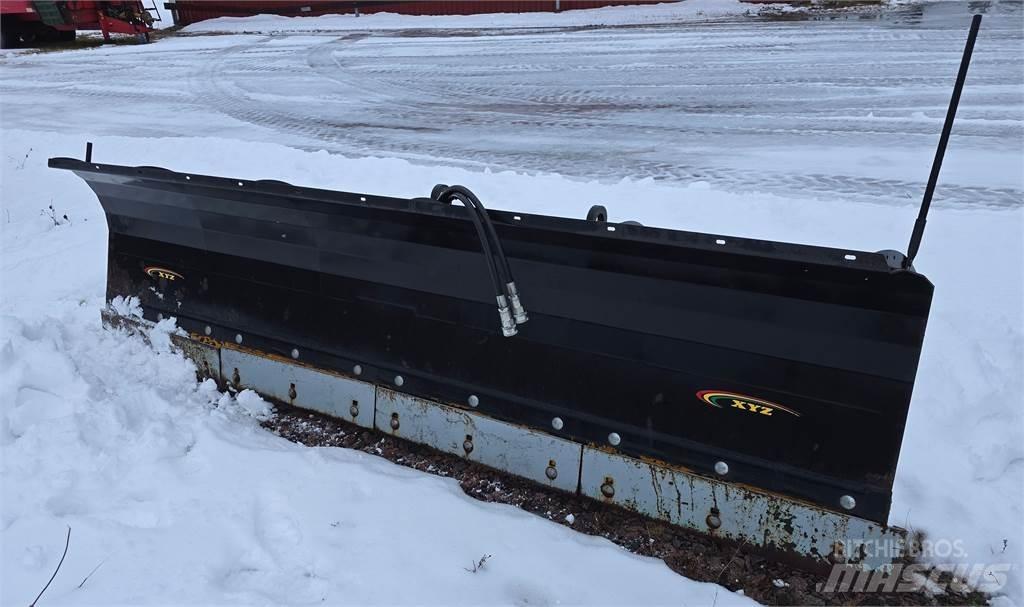 XYZ 2606 Snow blades and plows