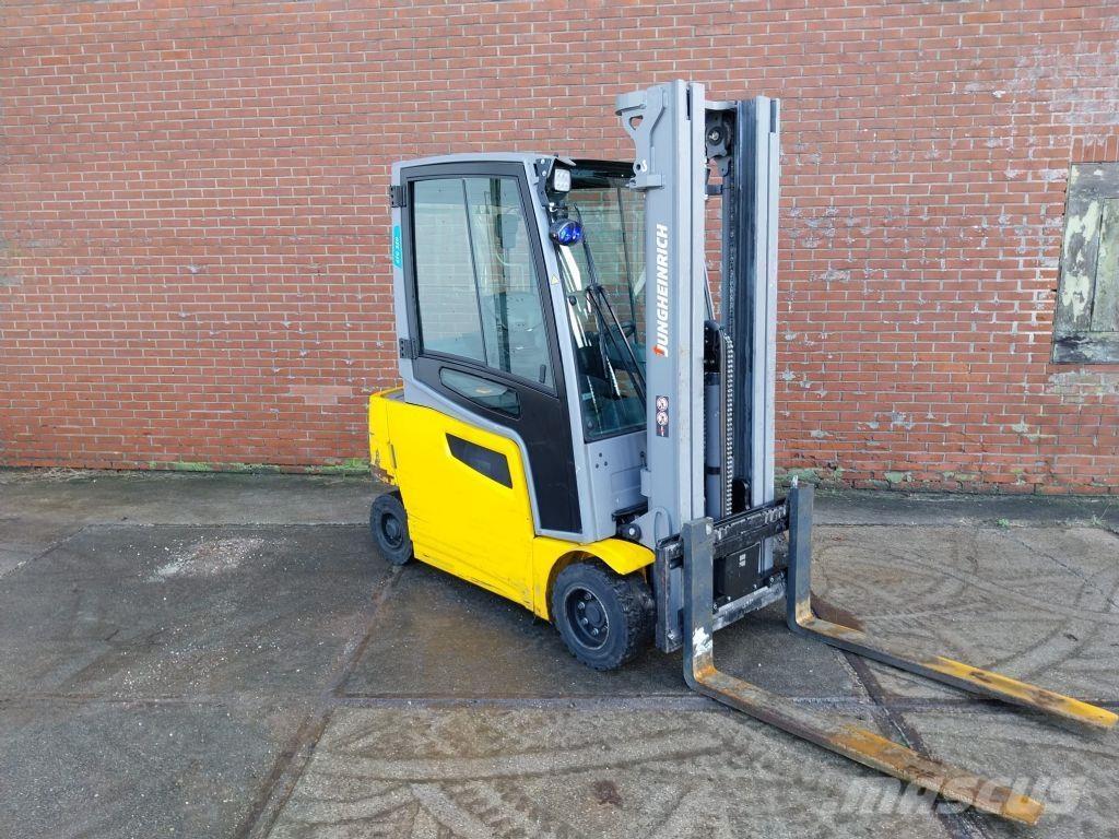 Jungheinrich EFG 320 Electric forklift trucks