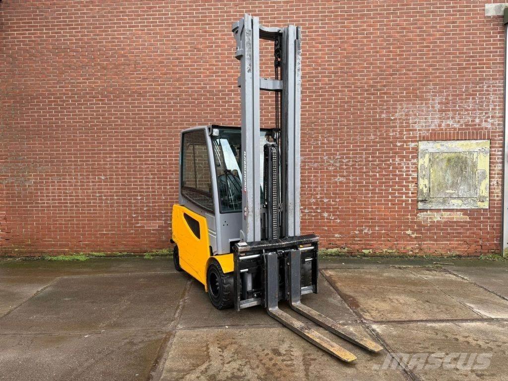 Jungheinrich EFG430 Electric forklift trucks