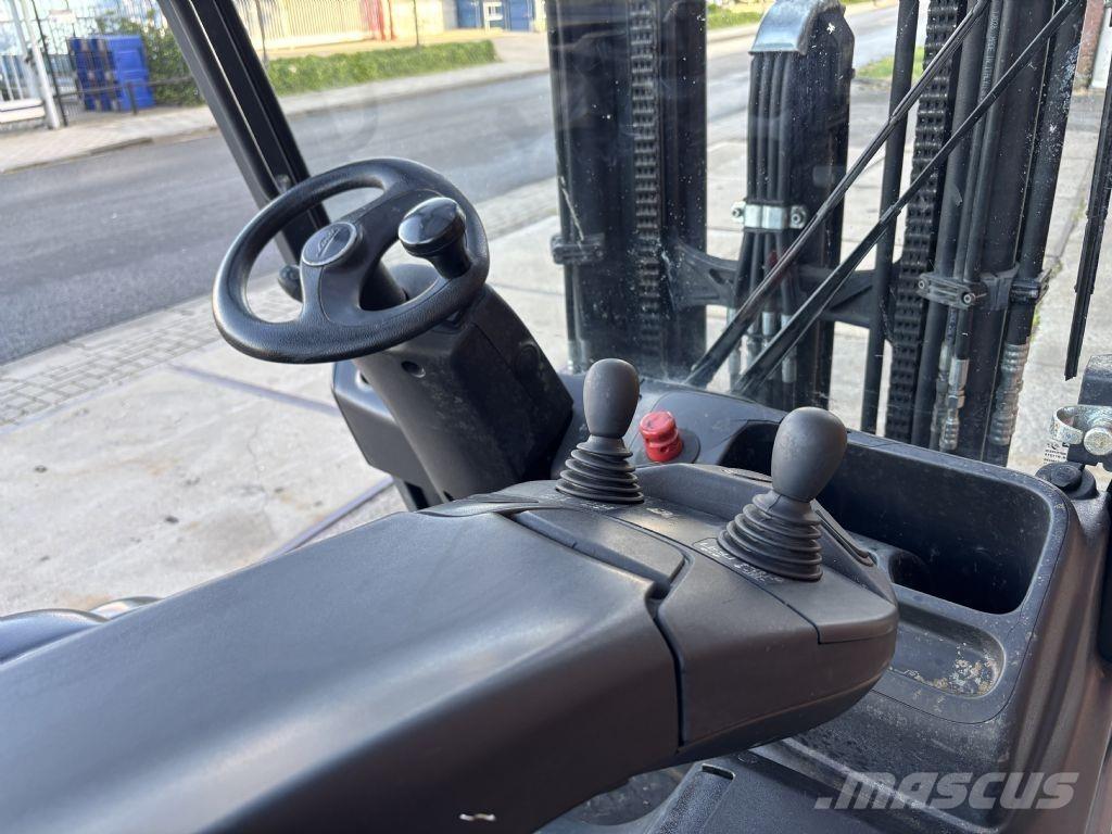 Linde E25HL-01/600 Electric forklift trucks