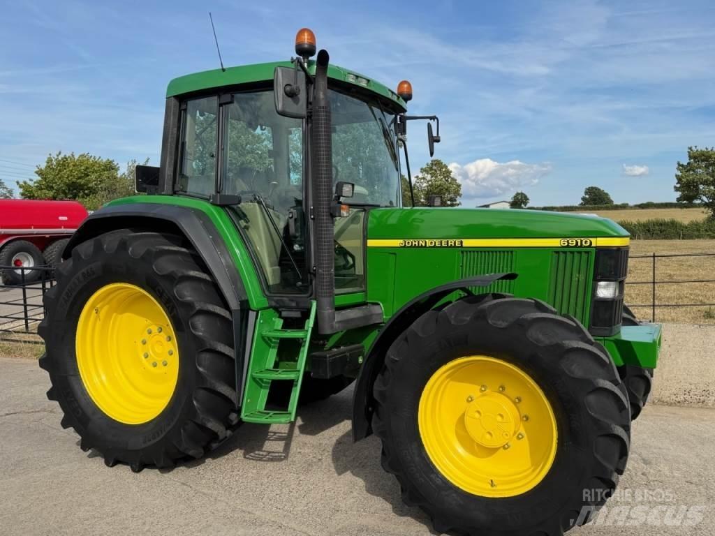John Deere 6910 Tractors