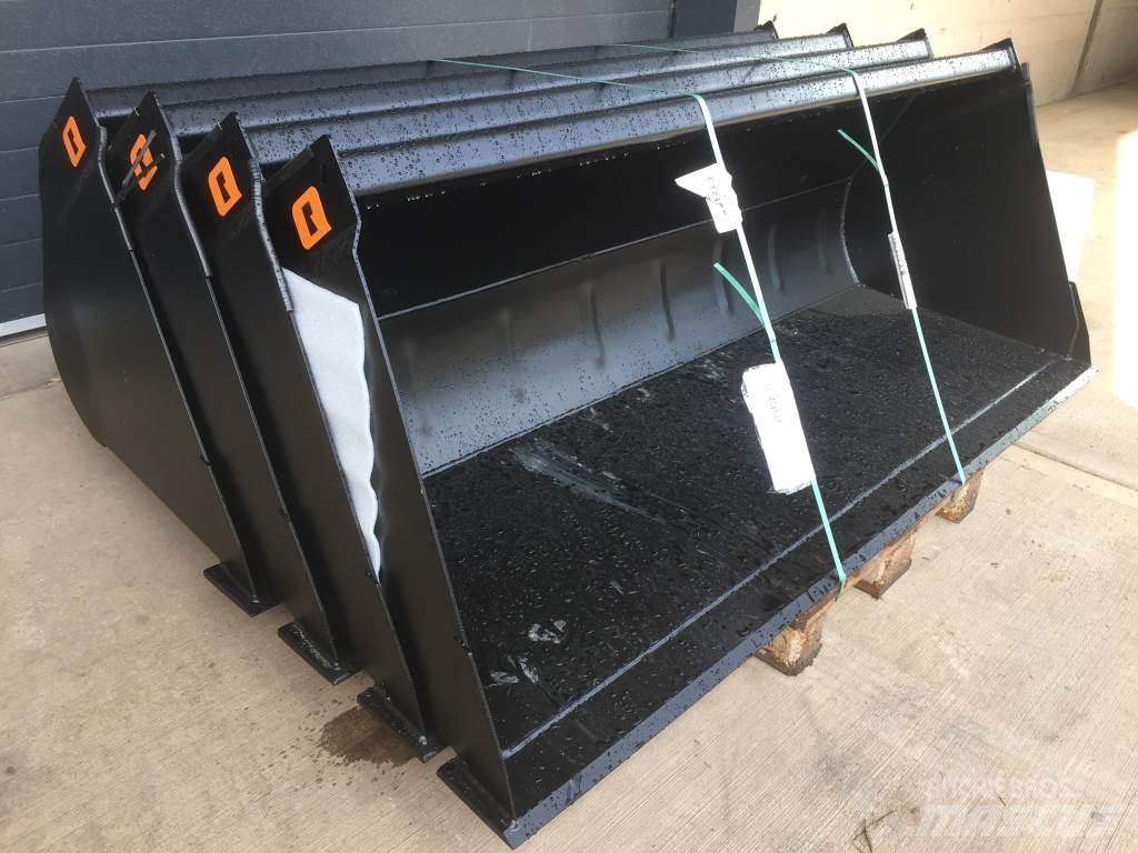 Quicke 8210 III Other tractor accessories