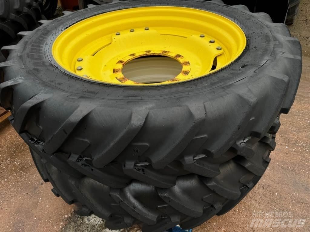  Topper 9 Other tractor accessories