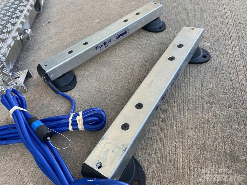  Tru-test Other tractor accessories