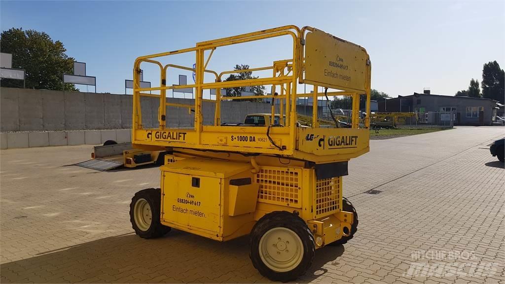 JLG 260 MRT-A Scissor lifts