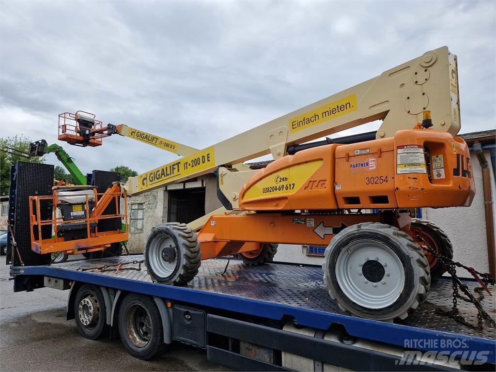 JLG M 600 JP Telescopic boom lifts