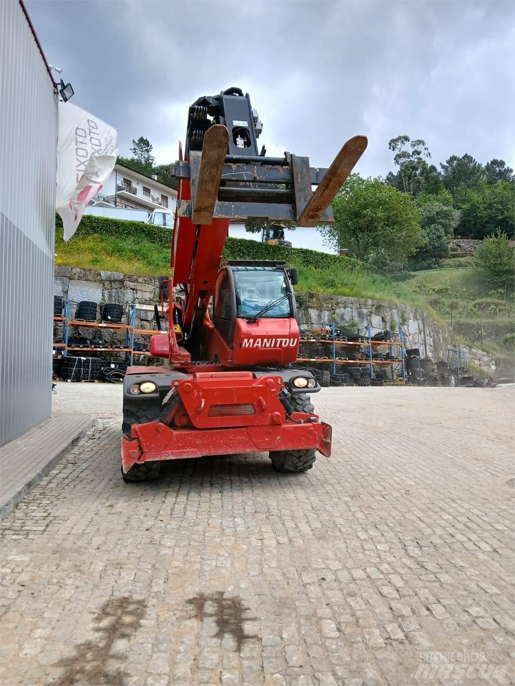 Manitou MRT2150+ Reach trucks
