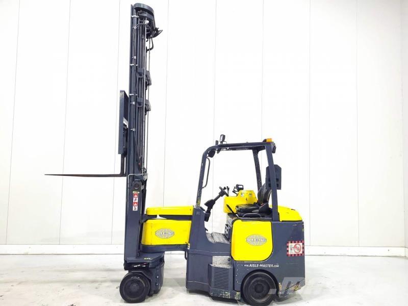 Aisle-Master 20SHE Narrow aisle truck