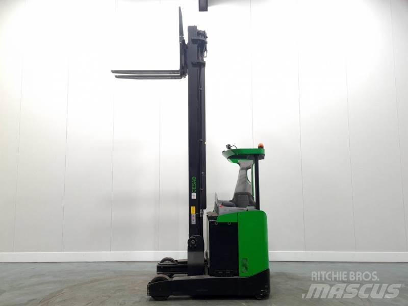 BT R318 Reach trucks