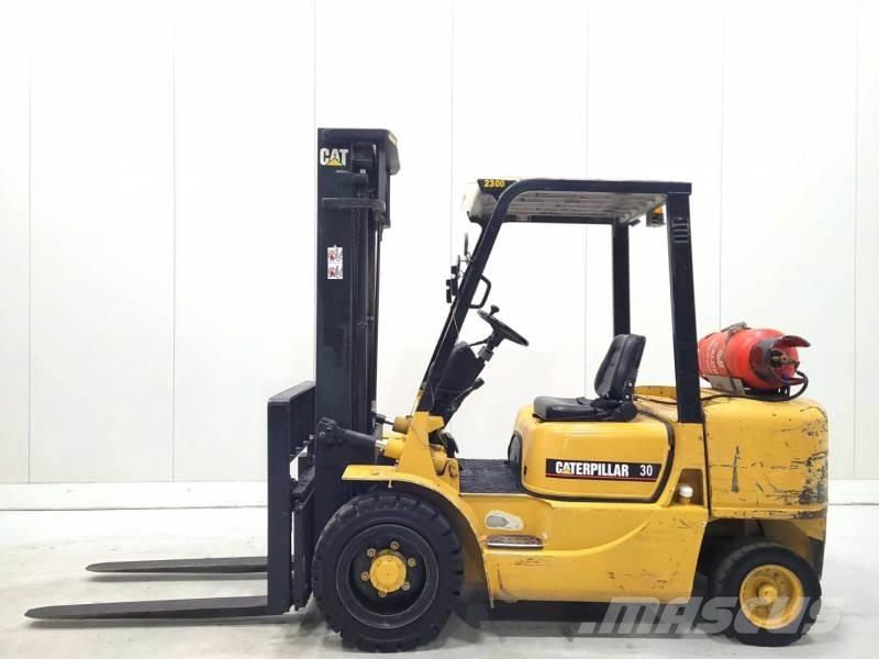 CAT GP30K LPG trucks