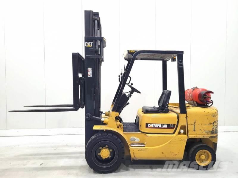 CAT GP30K LPG trucks