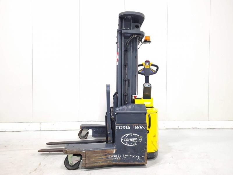 Combilift COMBI-WR4 4-way reach trucks