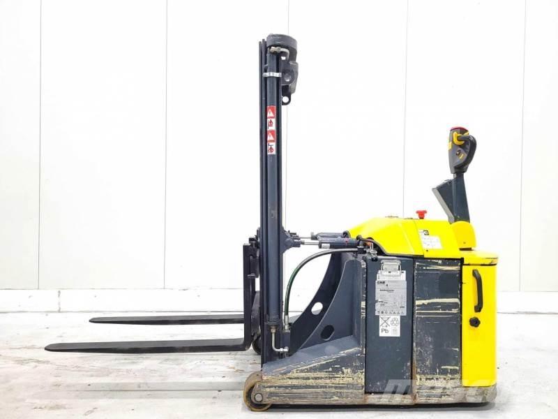 Combilift CS1500 Self propelled stackers