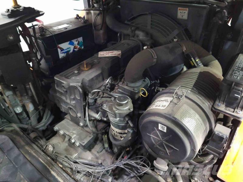 Doosan D25S-7 Diesel trucks