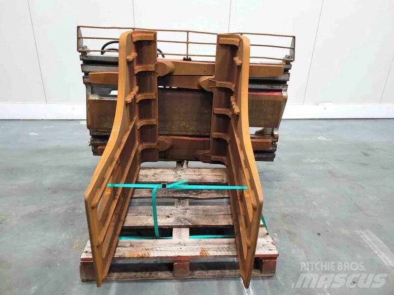 Durwen PBK 45 - CR Bale clamps