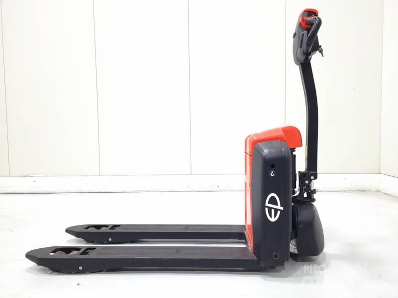 EP L185 Hand pallet truck