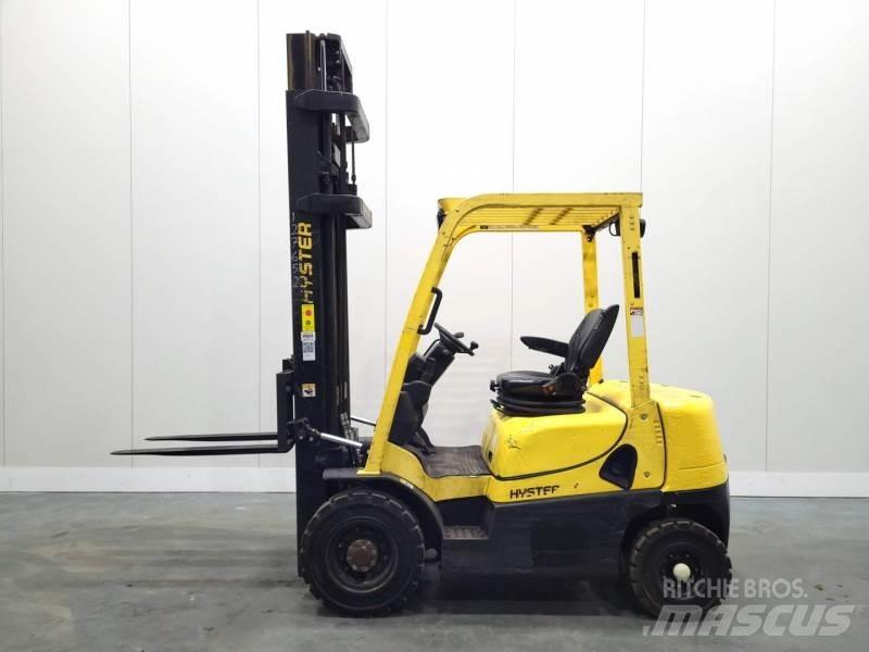 Hyster H2.0XT Diesel trucks