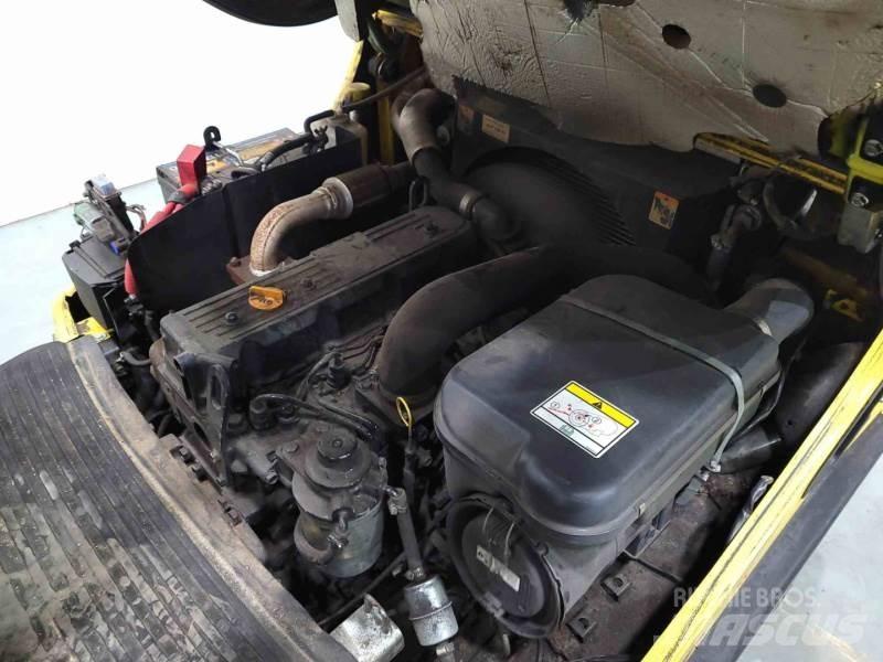 Hyster H2.0XT Diesel trucks