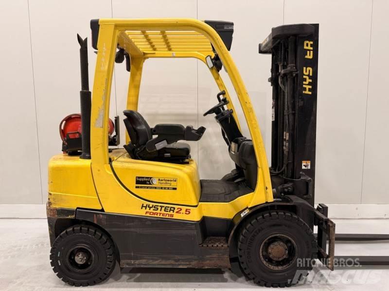 Hyster H2.5FT LPG trucks