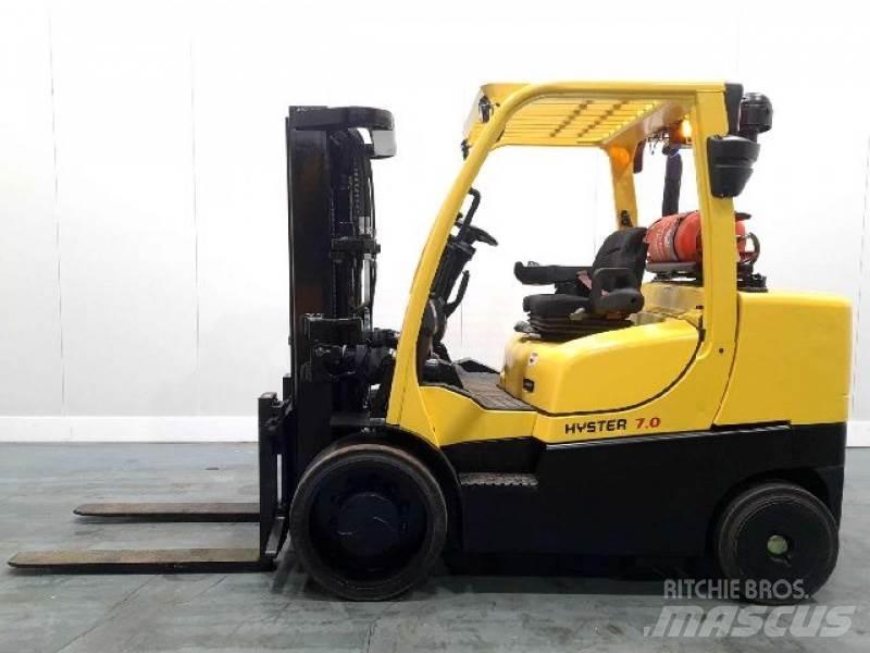 Hyster S7.00FT LPG trucks