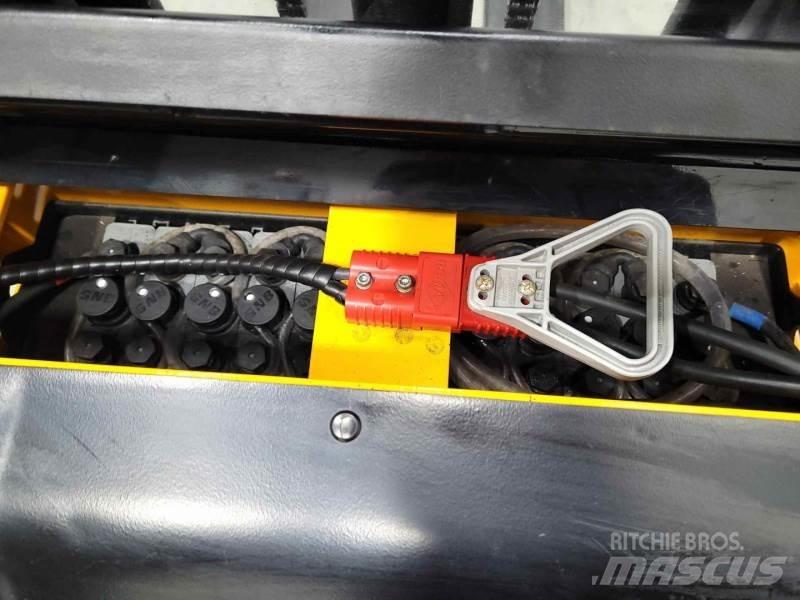 Hyundai 10ES Hand pallet stackers