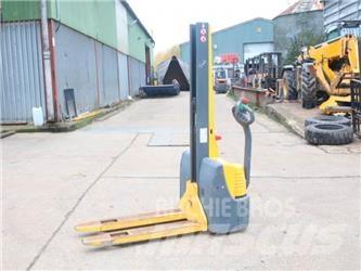 Jungheinrich EMC110 Hand pallet stackers