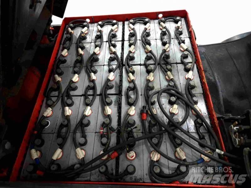 Linde E30L-01 Electric forklift trucks