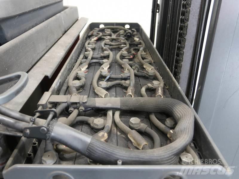 Linde R14 1120 Reach trucks