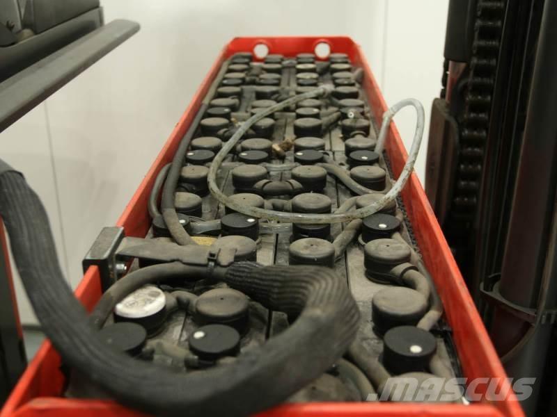 Linde R14G-12 115 Reach trucks