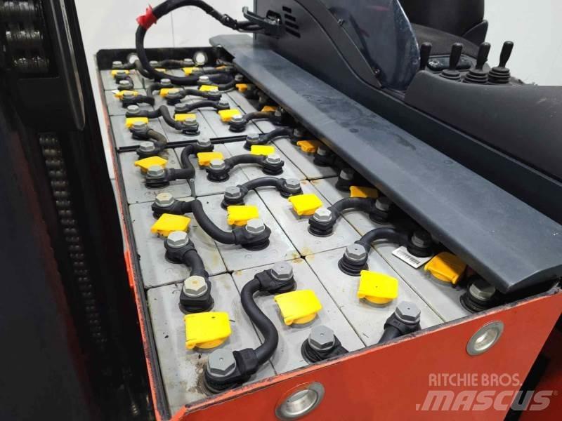 Linde R14S 115 Reach trucks