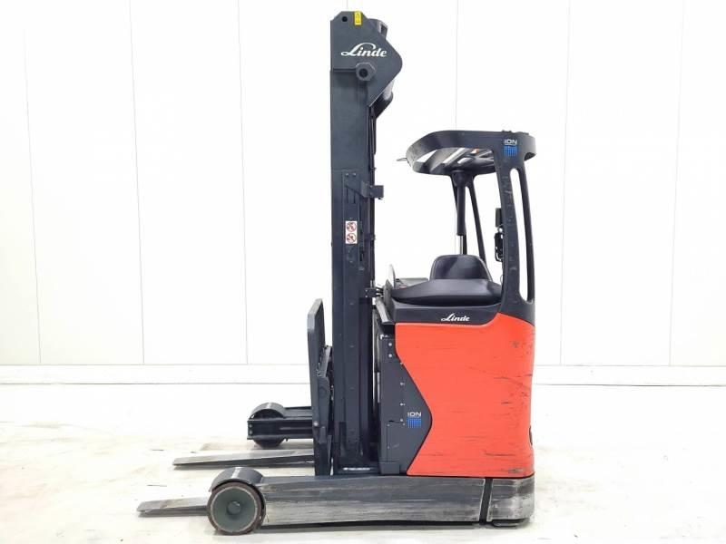 Linde R16-01 LI-ION Reach trucks