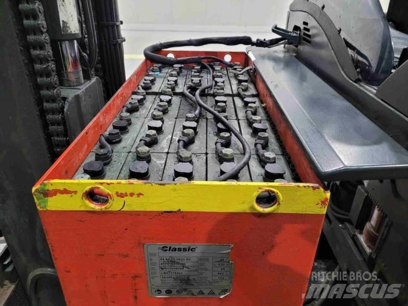 Linde R16SN-12 Reach trucks