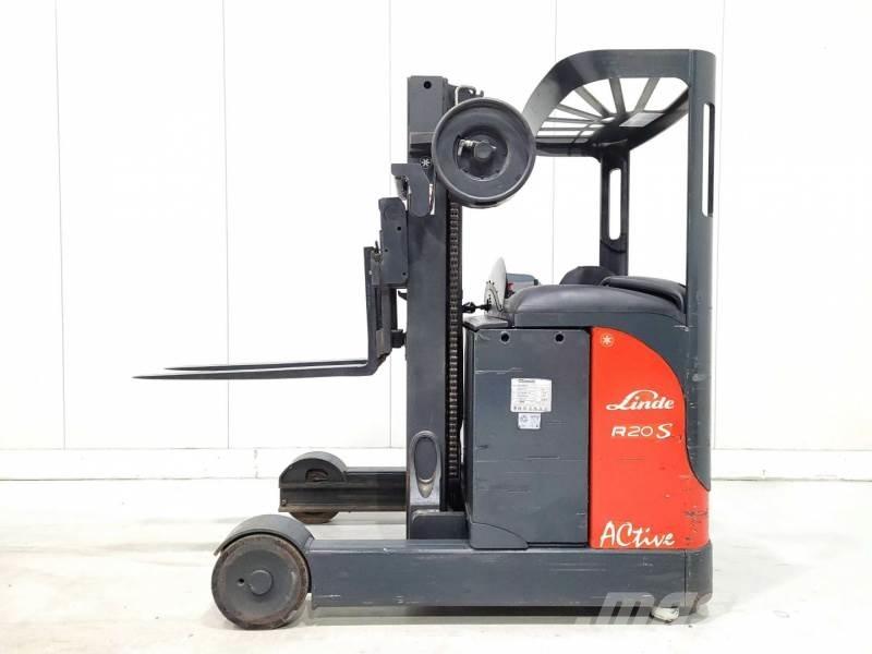 Linde R20S Reach trucks