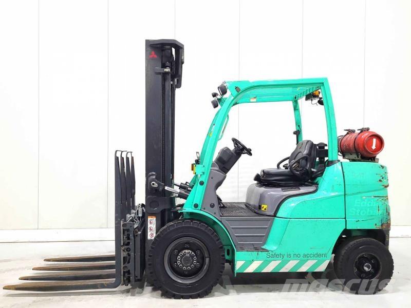 Mitsubishi FG40NT LPG trucks