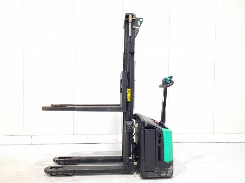 Mitsubishi SBP12NI Hand pallet stackers
