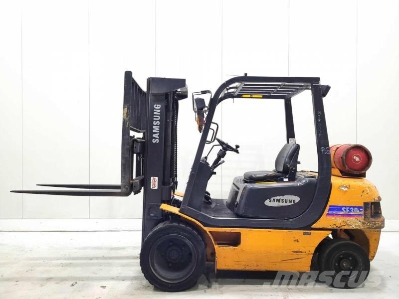 Samsung SF30L LPG trucks