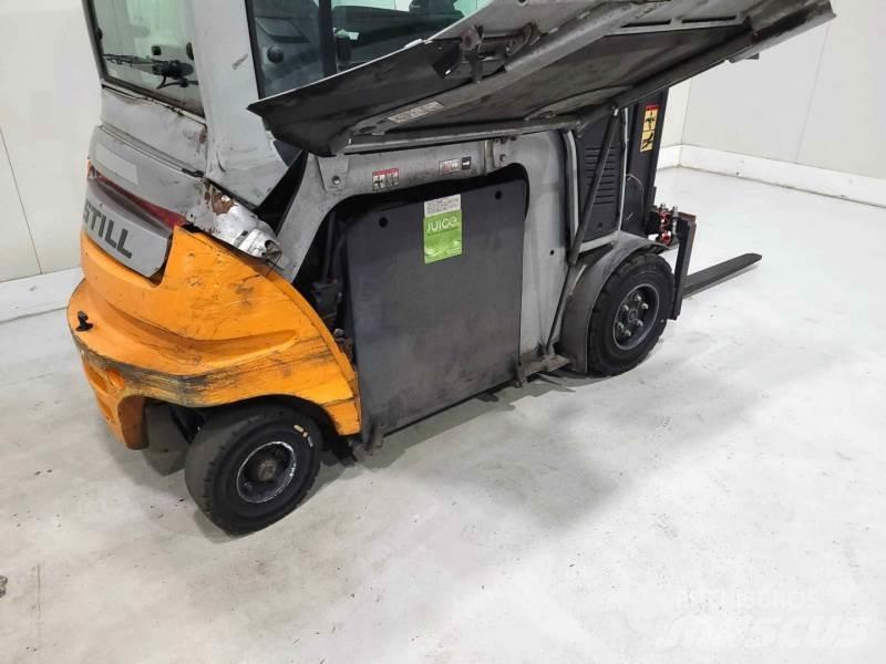 Still RX60-30 Electric forklift trucks