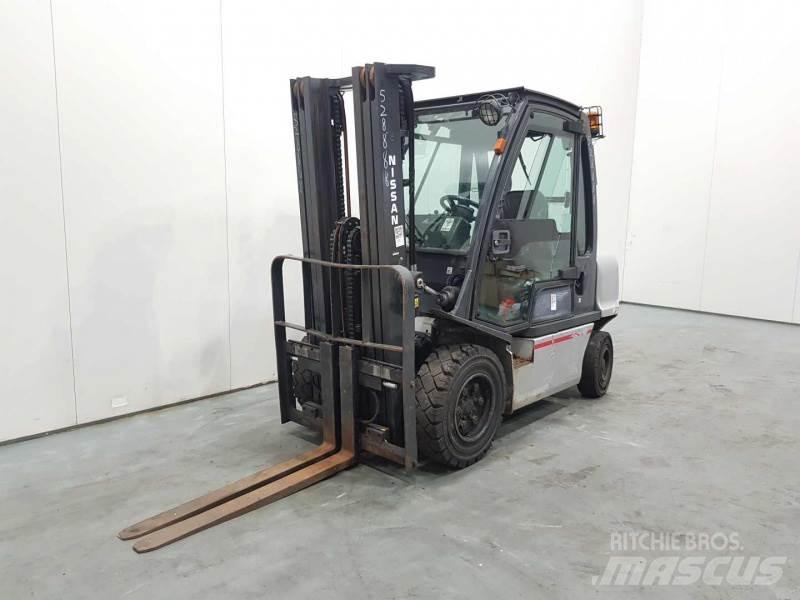 TCM YG1D2A30H Diesel trucks