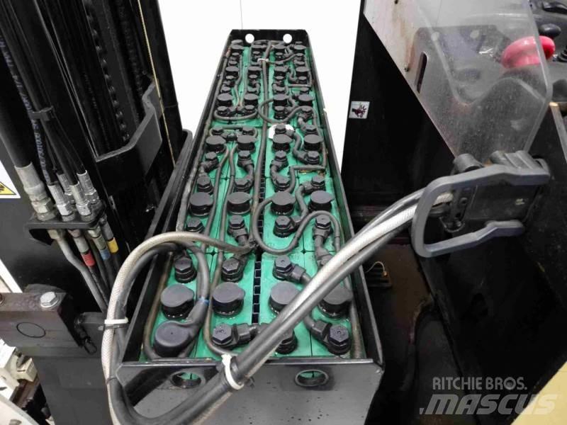 Yale MR14 Reach trucks