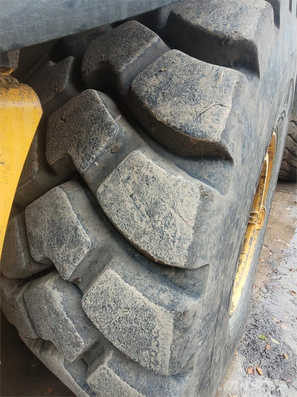 Volvo A40F Articulated Dump Trucks (ADTs)