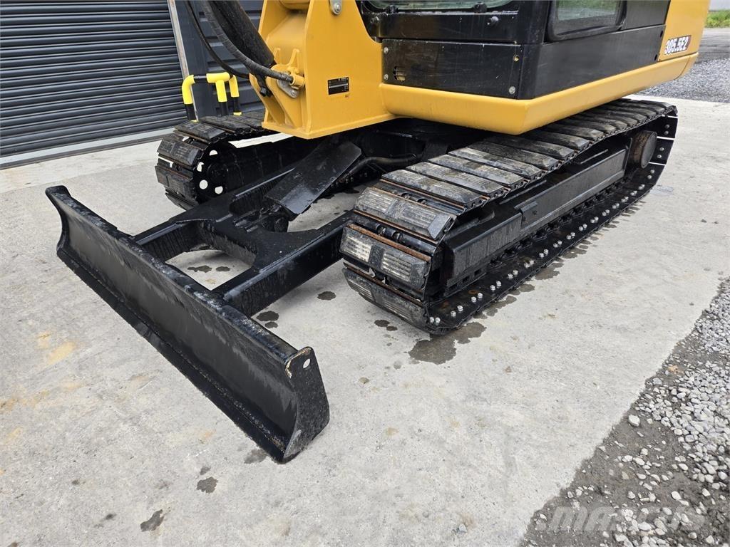 CAT 305.5E2 Midi excavators  7t - 12t