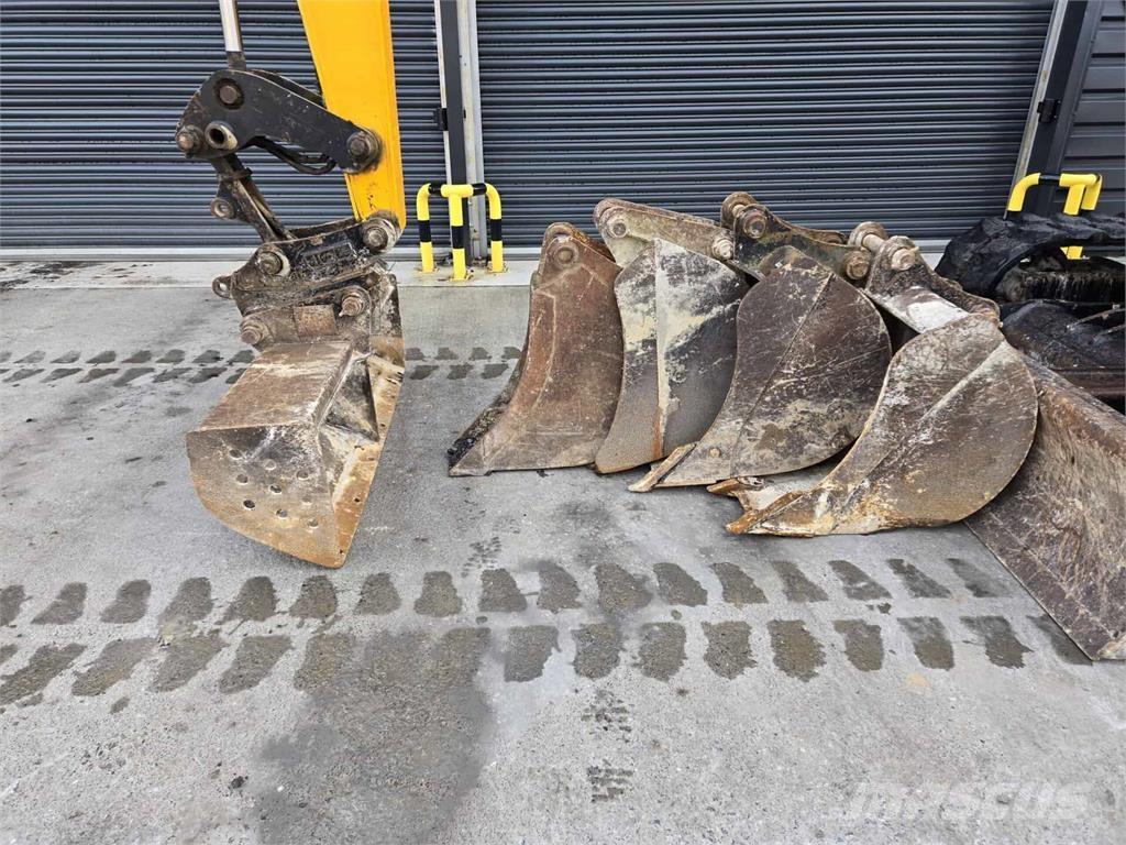 JCB 86C-1 Midi excavators  7t - 12t