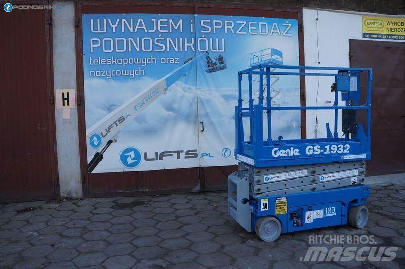 Genie 1932 Scissor lifts
