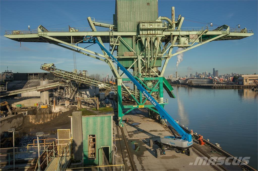 Genie SX-150 Telescopic boom lifts